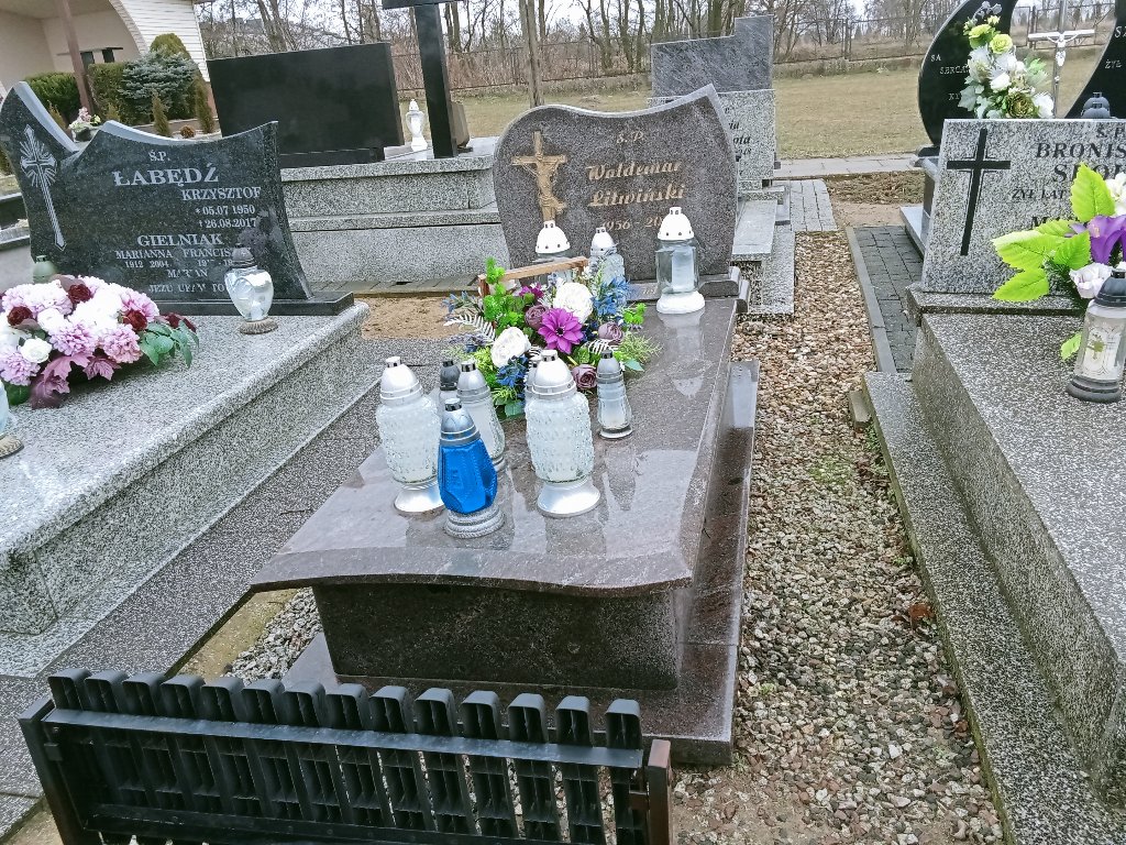 Grób Waldemar Litwiński