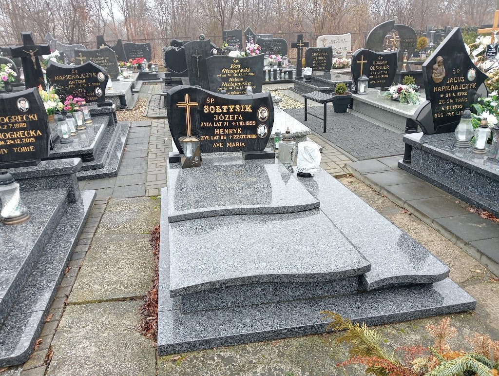 Grób Henryk Sołtysik